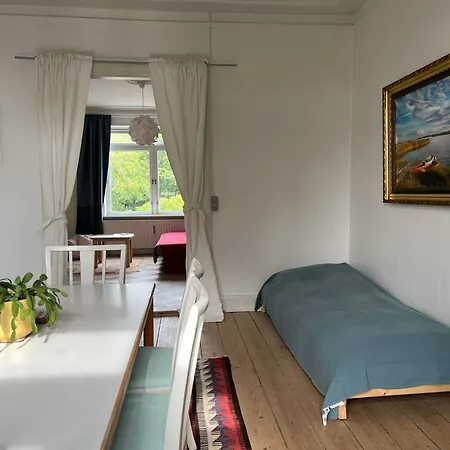Spacious Private For Family Apartament