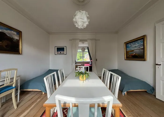 Spacious Private For Family